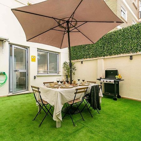 Bajo Urbano Boutique En Carlos Haya Con Terraza Y Parking Malaga Luaran gambar